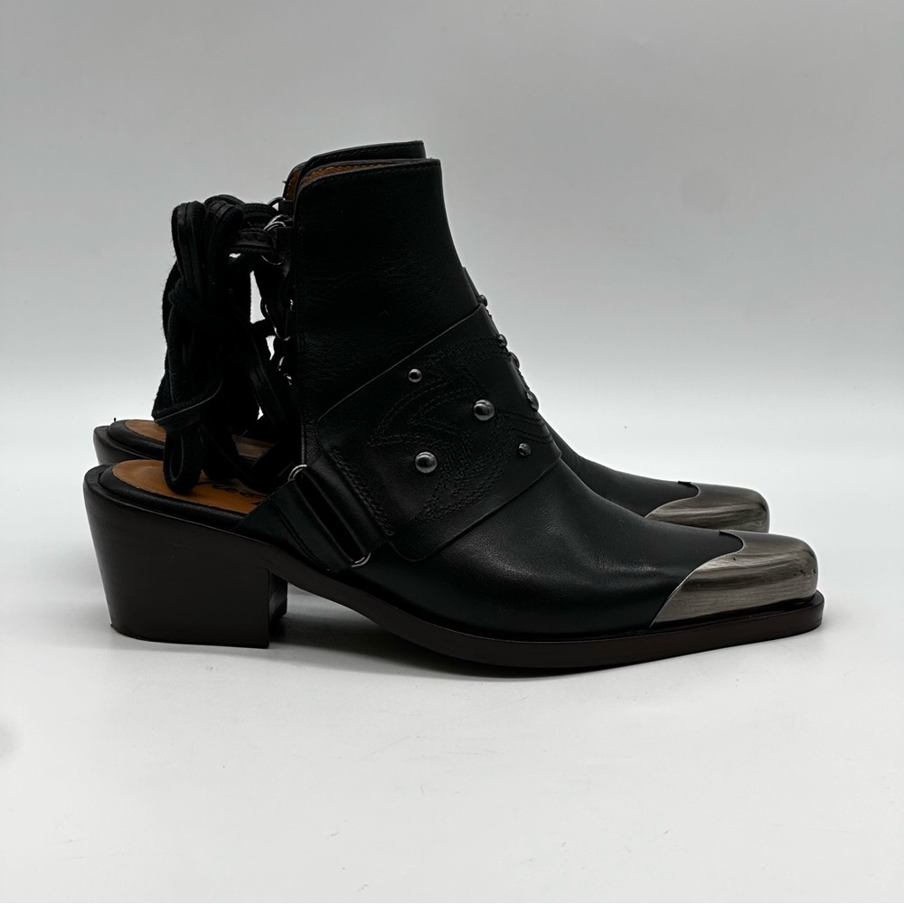 Free People Rory Studded Shoe Boots. Size 6